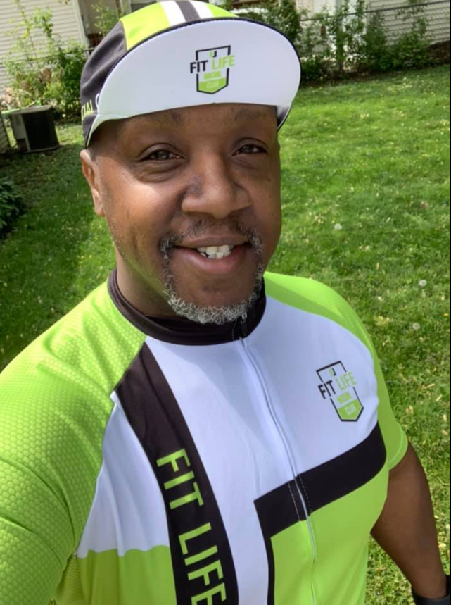 Support the Fit Life Social Club